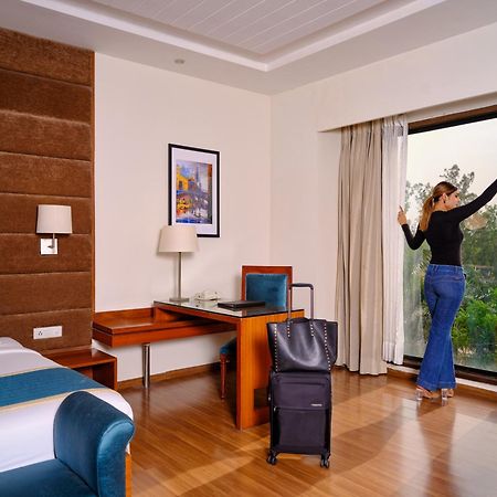 Best Western Country Woods Ambāla Exterior foto