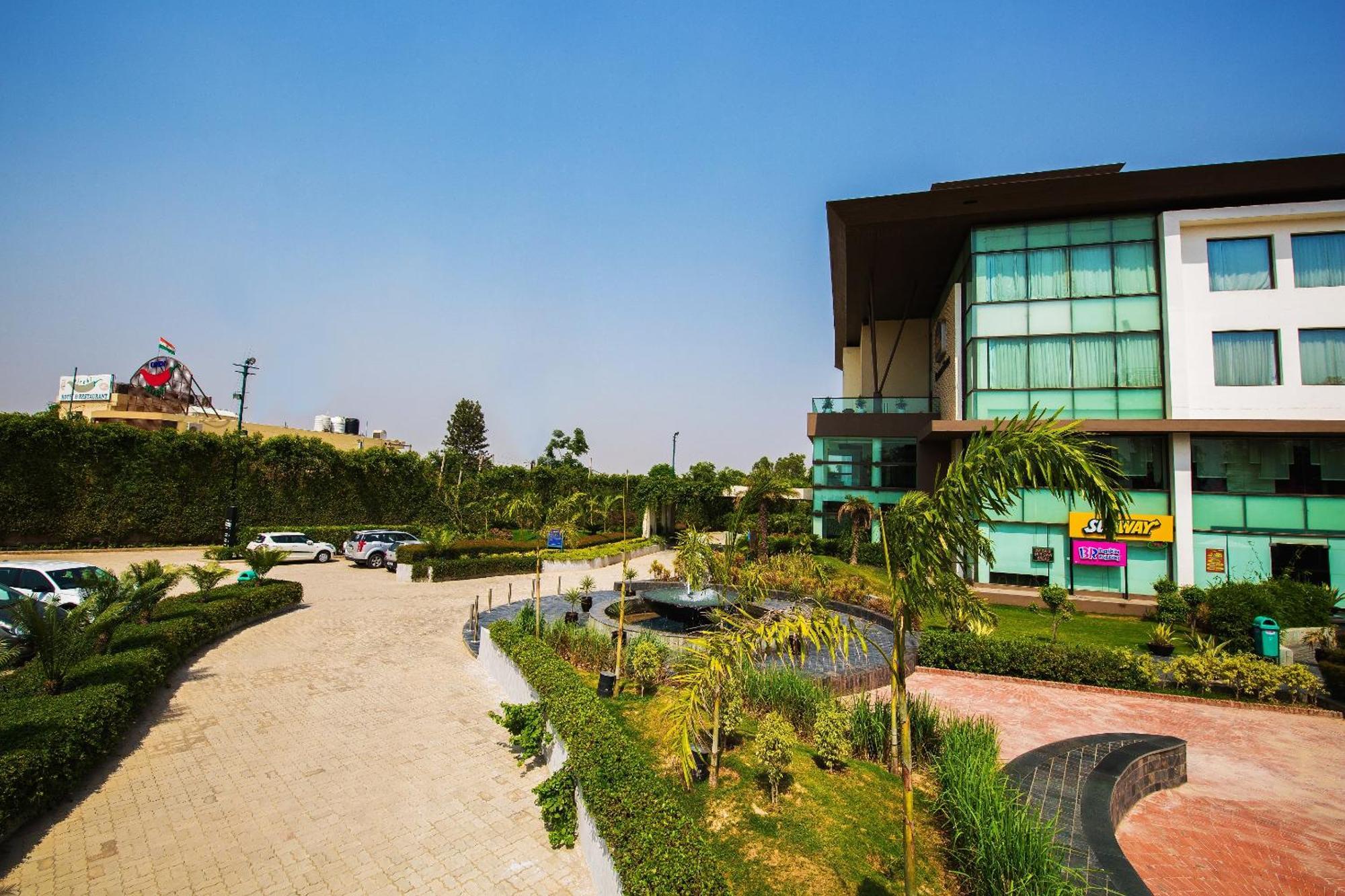 Best Western Country Woods Ambāla Exterior foto